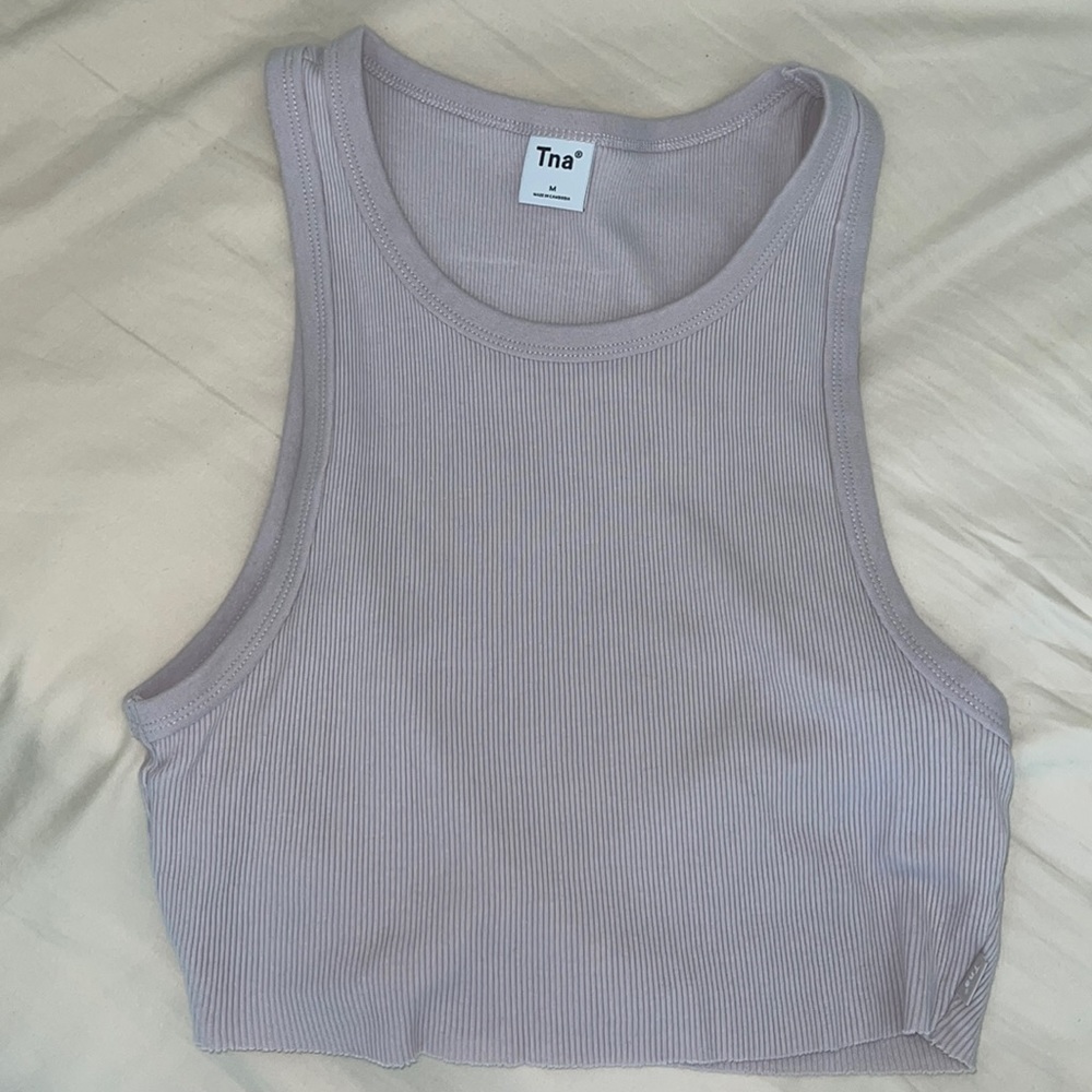 Aritzia TNA lilac crop top